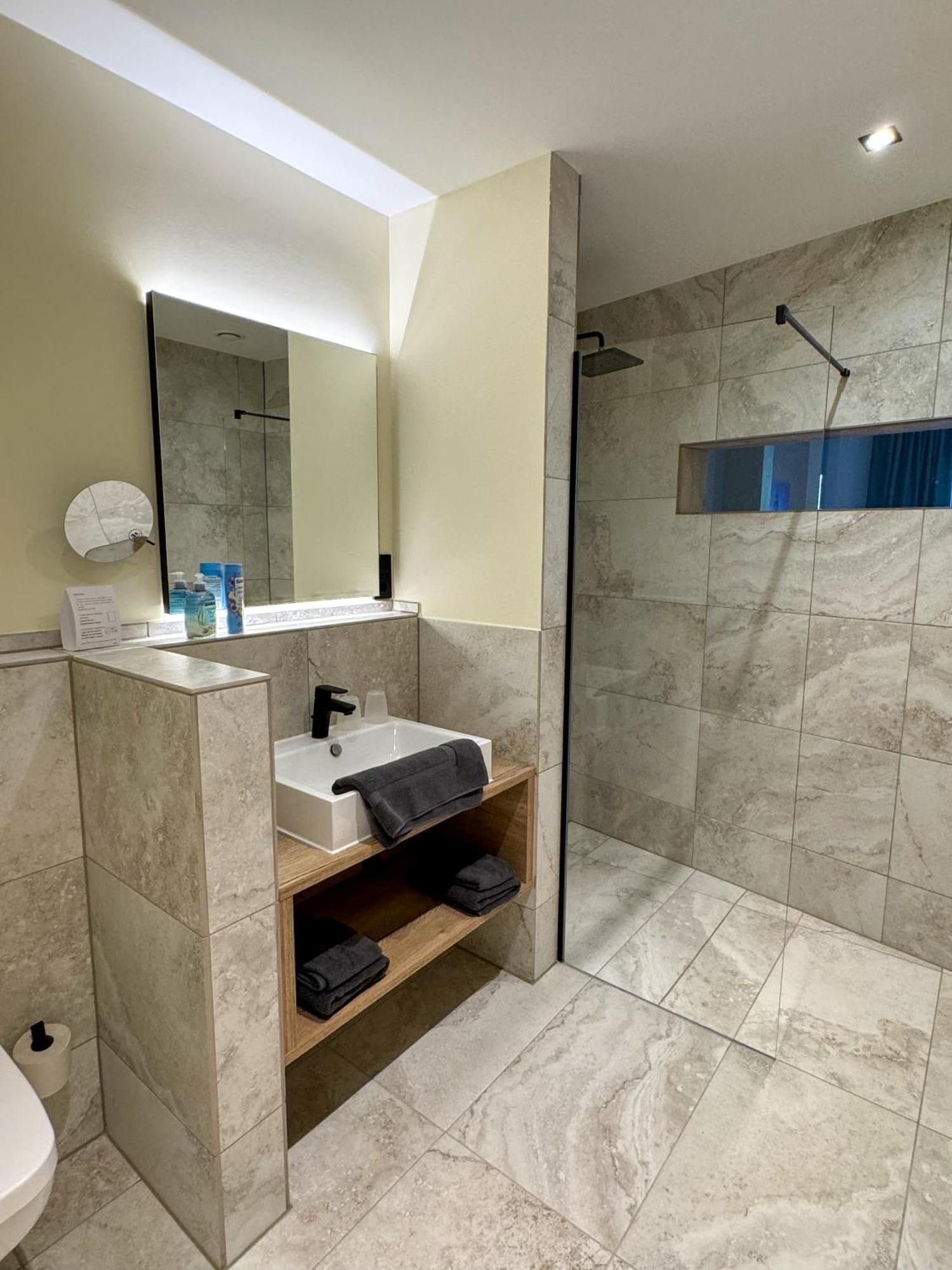 Veenland Hotel Гарен Екстер'єр фото
